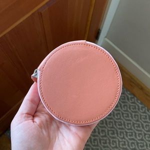 Baggu circle wallet